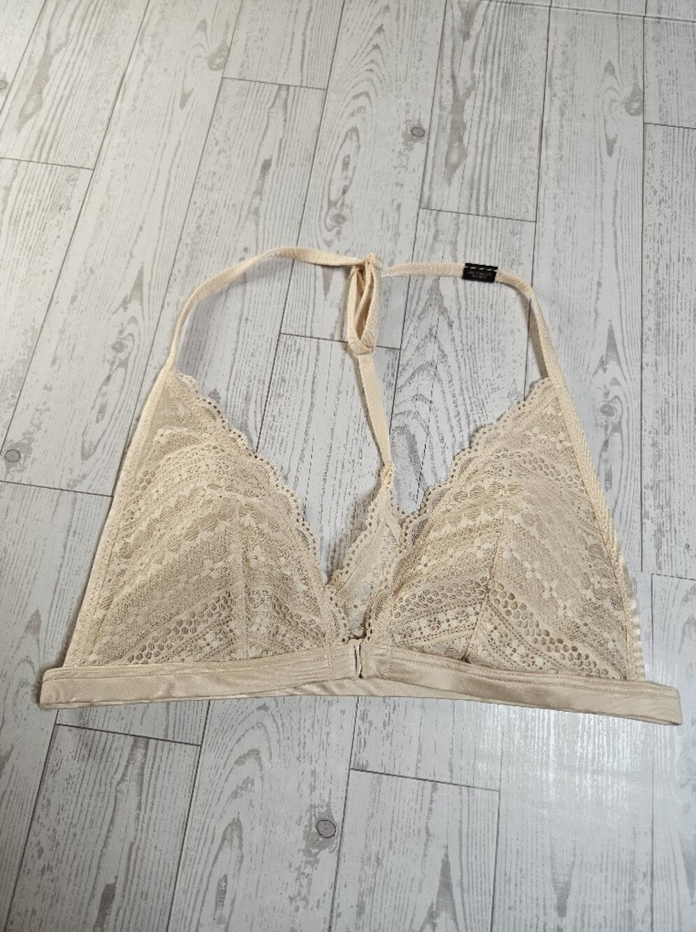 Victoria Secret Bralette Bra Small Beige Lace Vneck Strappy Sexy NWT